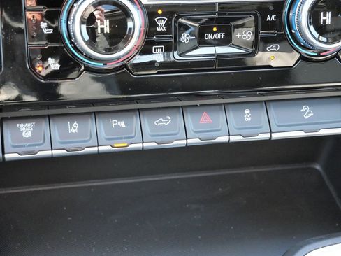 New 2026 GMC Sierra 3500 Denali w/ Denali Reserve Package image 51