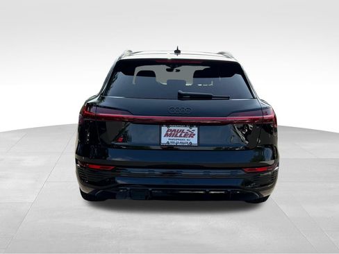 Used 2024 Audi Q8 e-tron Prestige w/ Prestige Package AWD/4WD image 8