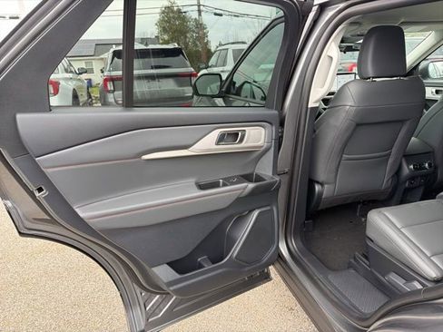 New 2026 Ford Explorer Active image 12