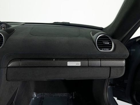 Certified 2024 Porsche 718 Cayman GT4 RS image 36