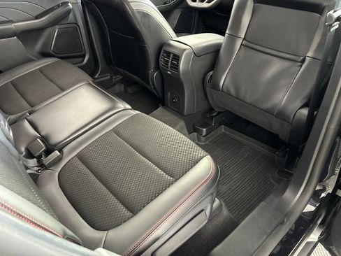Used 2024 Ford Escape ST-Line w/ Tech Pack #1 AWD/4WD image 26
