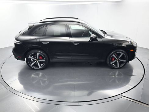 Certified 2023 Porsche Macan S AWD/4WD image 41