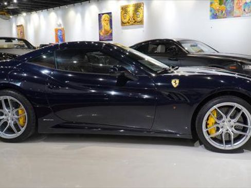 Used 2012 Ferrari California image 17