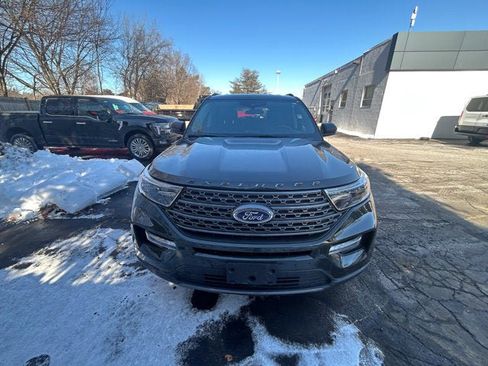 Used 2023 Ford Explorer XLT w/ Equipment Group 202A image 2