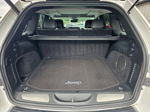 Used 2018 Jeep Grand Cherokee Summit AWD/4WD image 16