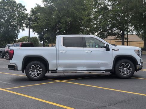 New 2026 GMC Sierra 1500 SLT w/ SLT Premium Plus Package AWD/4WD image 8