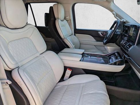 Used 2020 Lincoln Navigator Black Label image 24