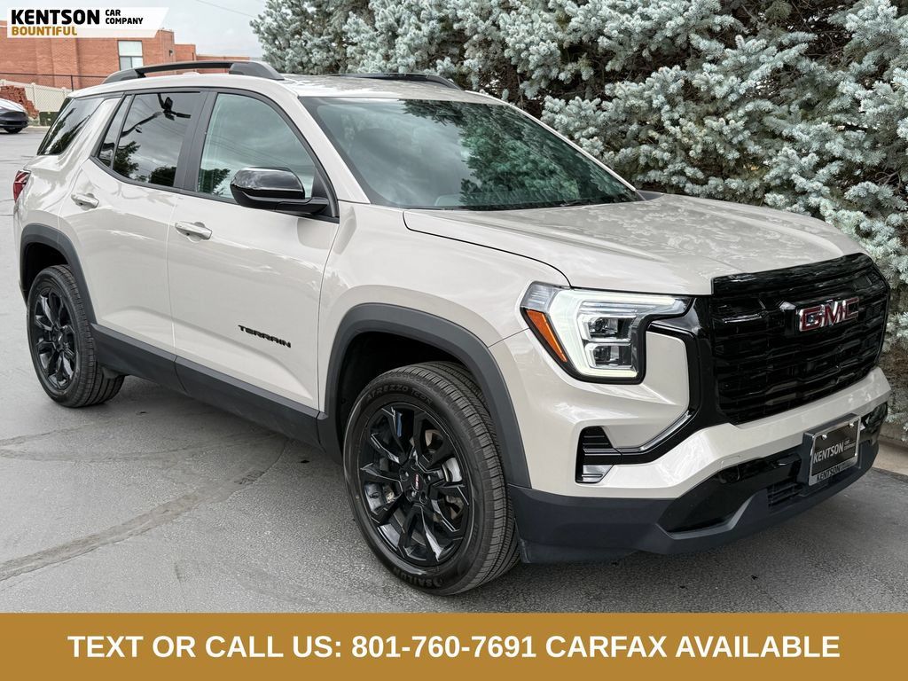 Used 2026 GMC Terrain Elevation w/ Elevation Premium Package AWD/4WD image 8