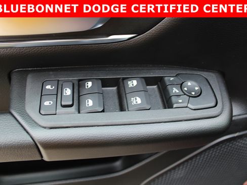 Used 2025 RAM 1500 Lone Star image 22