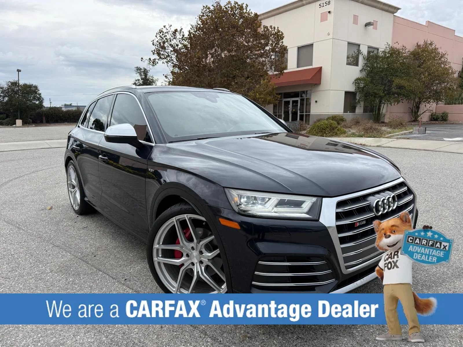 Used 2018 Audi SQ5 Premium Plus w/ S Sport Package AWD/4WD image 2
