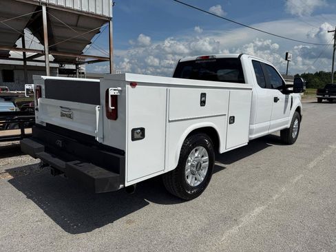 Used 2019 Ford F250 XL w/ STX Appearance Package RWD image 6