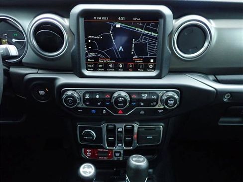 Used 2023 Jeep Wrangler Unlimited Rubicon 4xe w/ Cold Weather Group AWD/4WD image 11