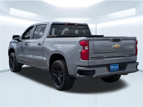 Used 2024 Chevrolet Silverado 1500 Custom image 4