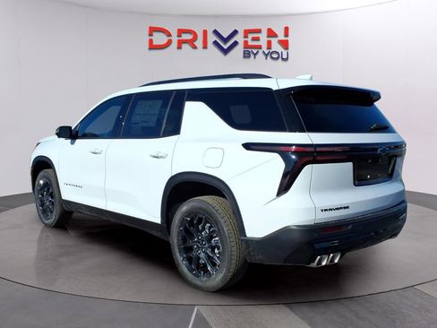 New 2026 Chevrolet Traverse LT w/ Midnight/Sport Edition image 3