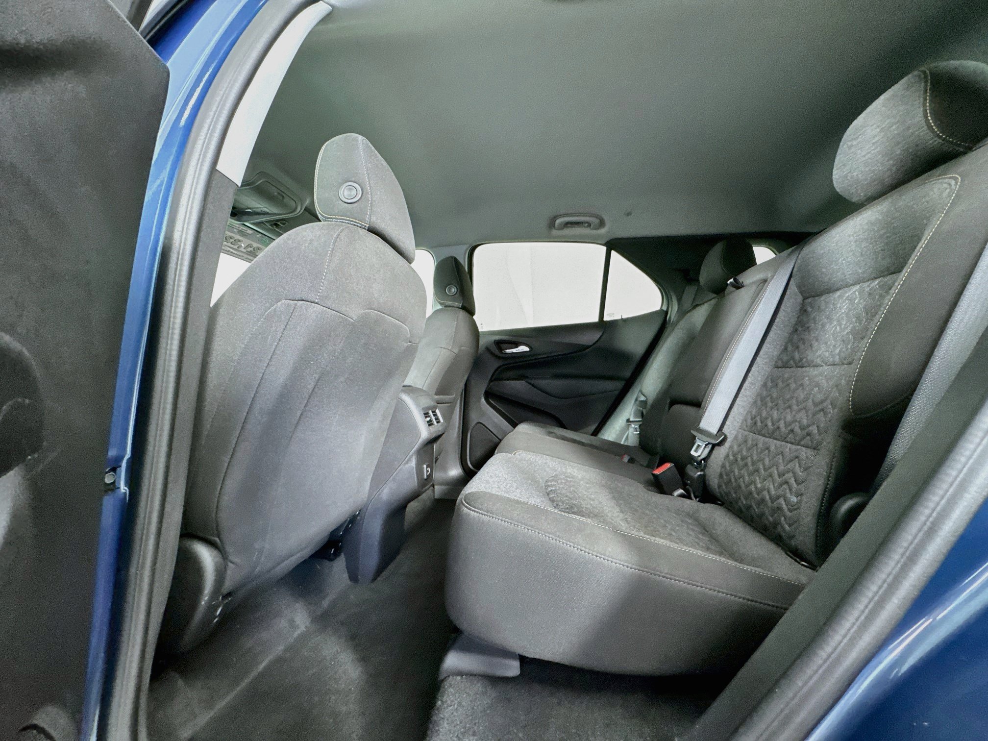 Used 2024 Chevrolet Equinox LT AWD/4WD image 23