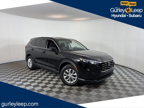 Used 2025 Honda CR-V LX image 1