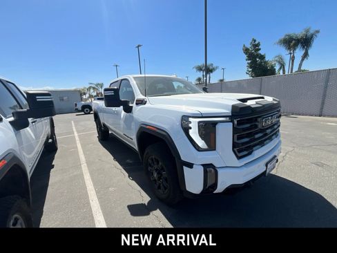 Certified 2024 GMC Sierra 2500 AT4 w/ AT4 Premium Plus Package AWD/4WD image 3