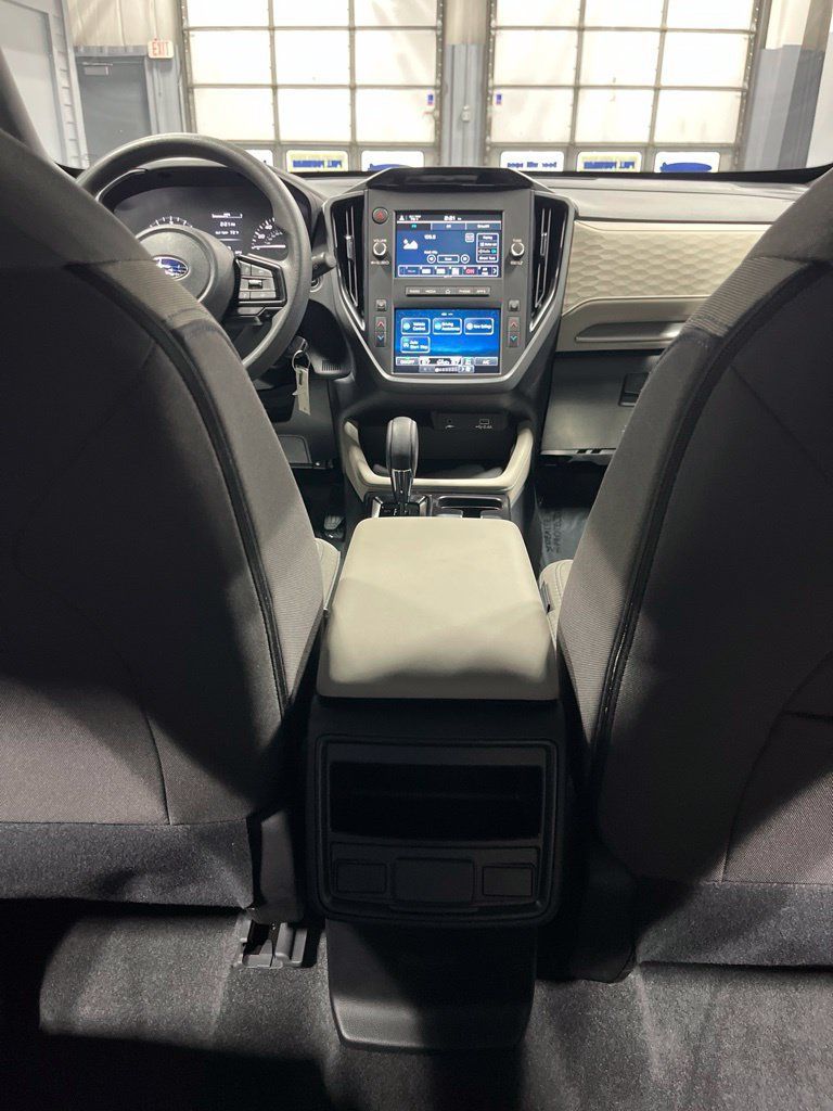 Used 2026 Subaru Forester AWD/4WD image 32
