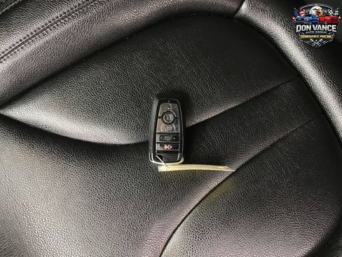 Used 2023 Lincoln Nautilus AWD image 27