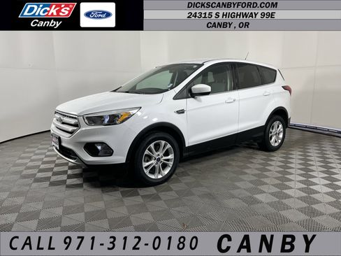 Used 2019 Ford Escape SE image 1