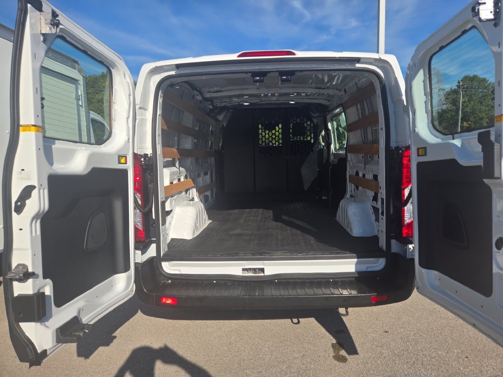 Used 2025 Ford Transit 250 Low Roof w/ Exterior Upgrade Package RWD image 6