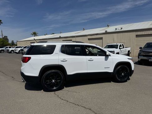 Used 2019 GMC Acadia SLT image 12