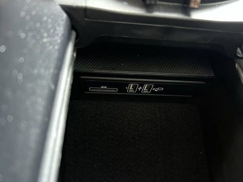Used 2021 Mercedes-Benz C 43 AMG 4MATIC Sedan image 35