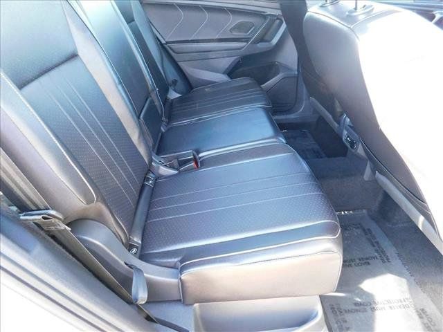 Used 2024 Volkswagen Tiguan SE AWD/4WD image 26