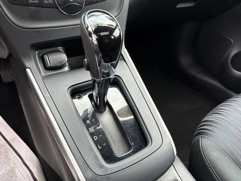 Used 2019 Nissan Sentra SV w/ Special Edition Package FWD image 33