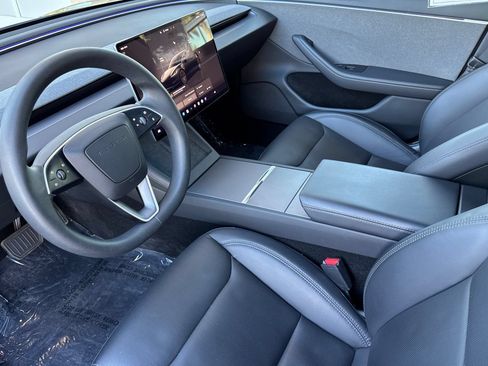 Used 2025 Tesla Model 3 Long Range RWD image 11