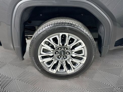 Used 2025 GMC Sierra 1500 Denali Ultimate AWD/4WD image 16