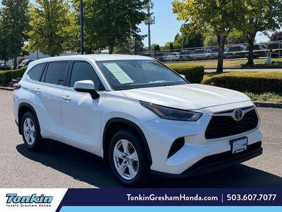 Used 2023 Toyota Highlander L