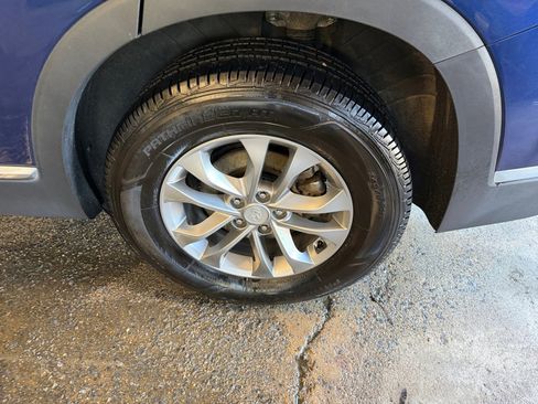 Used 2019 Hyundai Santa Fe SE AWD/4WD image 26