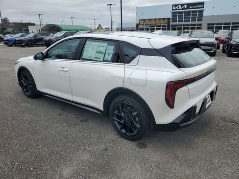 New 2026 Kia K4 GT-Line Turbo image 3