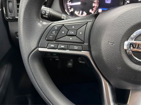 Used 2020 Nissan Rogue Sport S FWD image 19