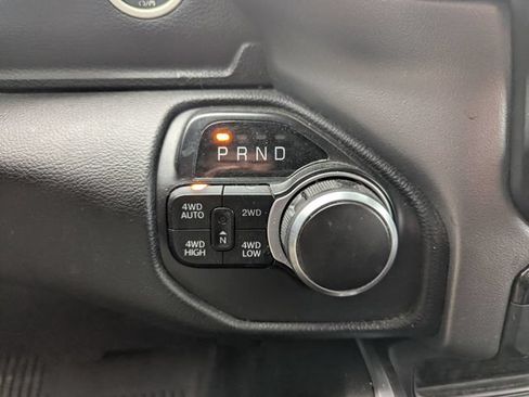 Used 2020 RAM 1500 Big Horn AWD/4WD image 17