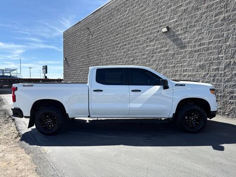 Used 2024 Chevrolet Silverado 1500 Custom Trail Boss w/ LPO, Dark Essentials Package AWD/4WD image 5