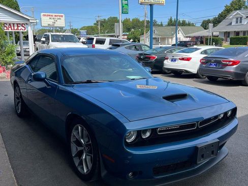 Used 2022 Dodge Challenger GT RWD image 5