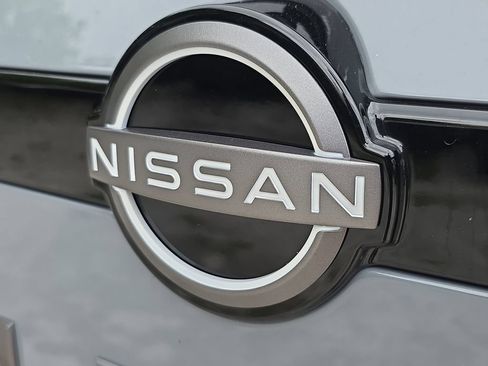 New 2026 Nissan Pathfinder Platinum AWD/4WD image 9