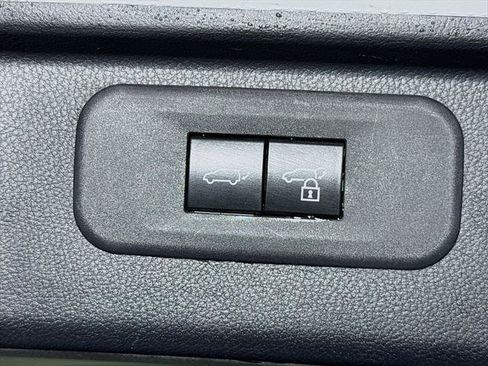 Certified 2024 Toyota Grand Highlander AWD Hybrid image 32
