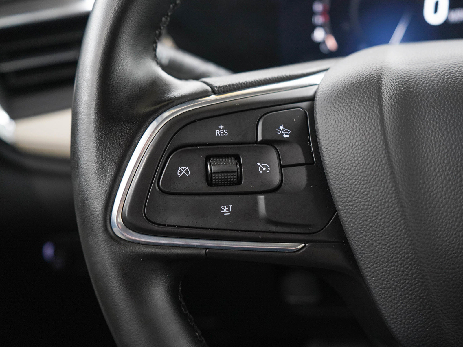 Used 2024 Buick Encore GX Sport Touring AWD/4WD image 25