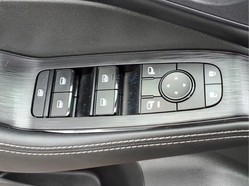 Certified 2023 Nissan Rogue SV w/ SV Premium B Package AWD/4WD image 23