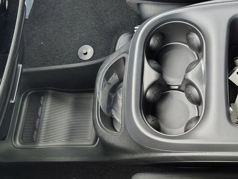 New 2026 Chrysler Pacifica Select FWD image 23