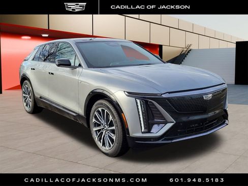 New 2024 Cadillac Lyriq Sport RWD image 1