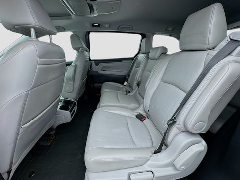 Used 2019 Honda Odyssey Elite image 16