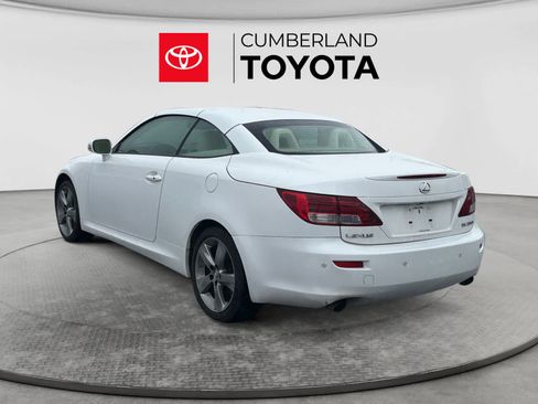Used 2010 Lexus IS 350C w/ Luxury Pkg RWD image 3