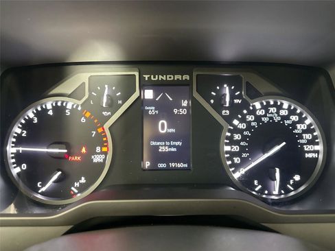 Used 2024 Toyota Tundra SR5 w/ SR5 Premium Package image 21