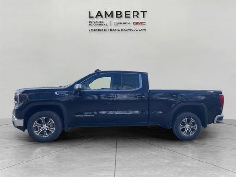 New 2026 GMC Sierra 1500 SLE image 2