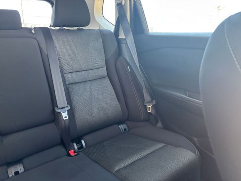 Used 2025 Nissan Rogue SV FWD image 39