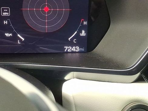 Used 2024 GMC Canyon AT4X image 21